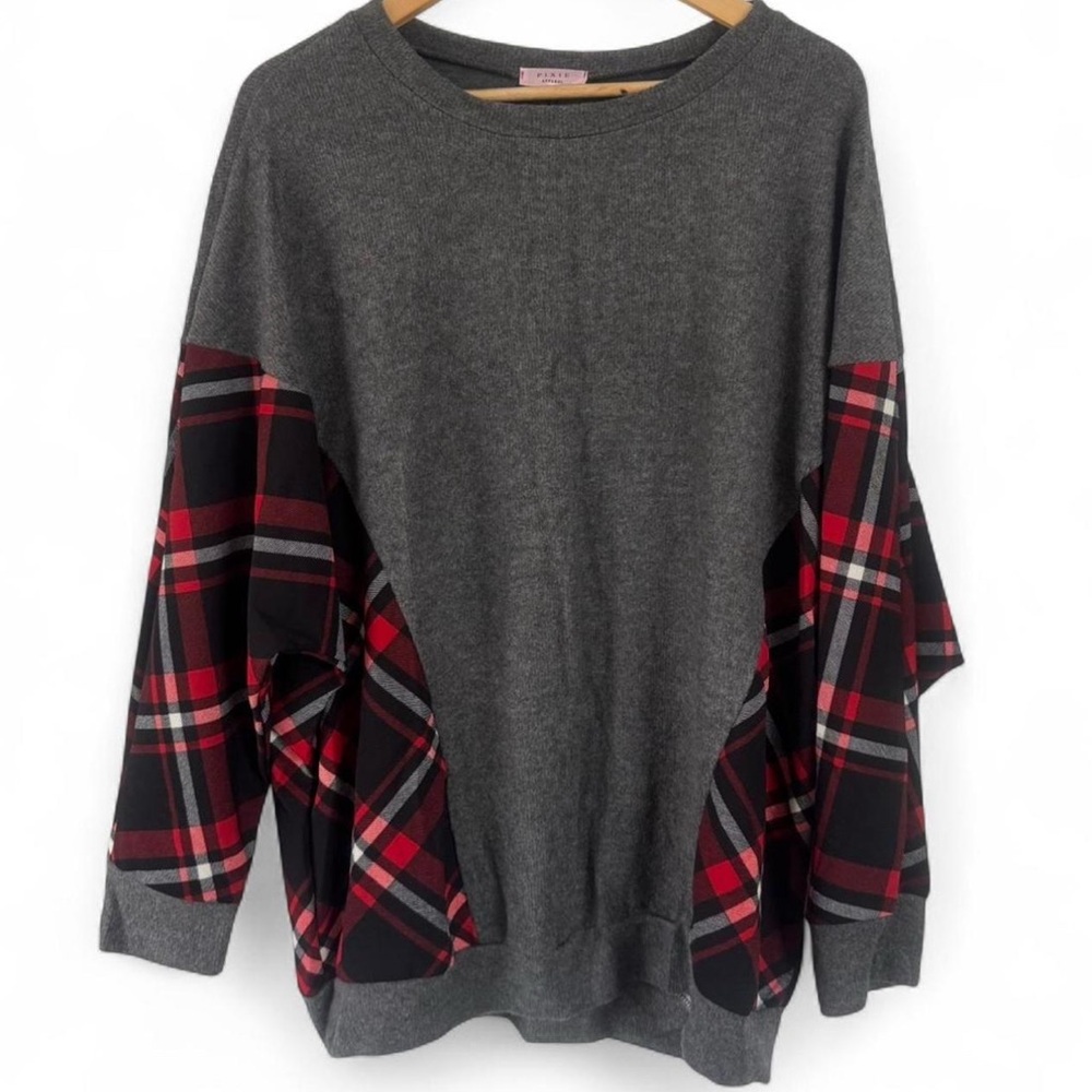 PIXIE | WOMENS NWOT SZ LARGE Grey and red plaid long sleeve top
